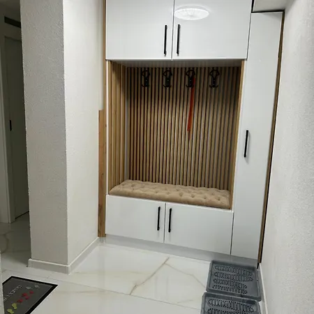 Jb アパート Živinice